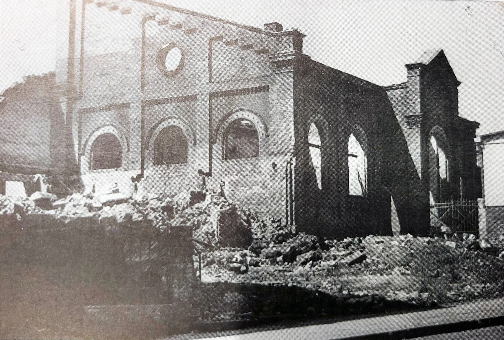 Zerstörte Paul-von-Hindenburg-Schule, 1943